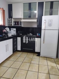 Casa Para Alugar com 5 quartos 5 suítes no bairro Cristo Rei em Teresina