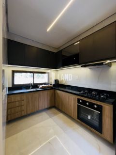 Casa de Condomínio à Venda com 3 quartos, sendo 1 suíte e 1 reversível no Eusébio.