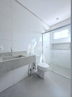 Casa de Condomínio Para Vender com 5 quartos 4 suítes no bairro Joia  em Timon