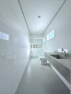 Casa de Condomínio Para Vender com 5 quartos 4 suítes no bairro Joia  em Timon