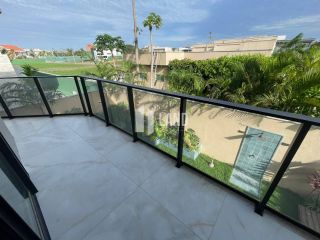 CASA LUXUOSA NA CIDADE ALPHA - 380m2 - POR R$ 3.600.000,00