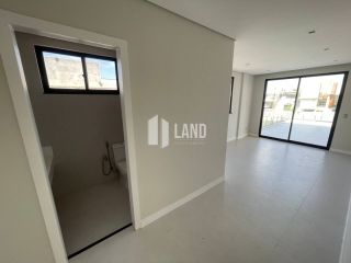 CASA DE ALTO PADRÃO NA CIDADE ALPHA - R$ 2.600.000,00