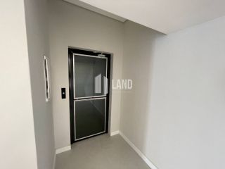 CASA DE ALTO PADRÃO NA CIDADE ALPHA - R$ 2.600.000,00