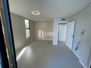 CASA DE ALTO PADRÃO NA CIDADE ALPHA - R$ 2.600.000,00