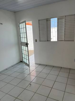 Casa à venda na zona sul