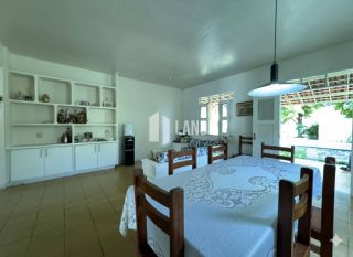 CASA COM 500M² CONSTRUÍDA EM UM TERRENO DE 1.000M² (20X50) PARA VENDER COM 5 QUARTOS, 5 BANHEIROS, 10 VAGAS, QUINTAL - 500M² - R$ 1.500.000 - PRÓXIMA AO ESTÁDIO PRESIDENTE VARGAS (PV) E A AV. TREZE DE MAIO - BENFICA - FORTALEZA/CE