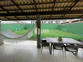 Casa de Alto Padrão no Centro do Eusébio com 351m² e Área de Lazer Privativa - Por R$ 1.150.000,00