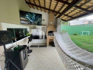 Casa de Alto Padrão no Centro do Eusébio com 351m² e Área de Lazer Privativa - Por R$ 1.150.000,00