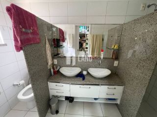 Casa de Alto Padrão no Centro do Eusébio com 351m² e Área de Lazer Privativa - Por R$ 1.150.000,00