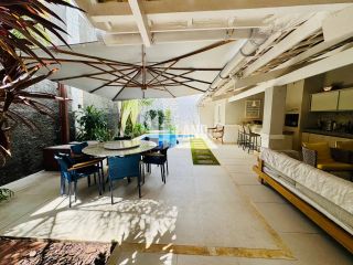 Cond. Brisas Marinhas - Alto luxo - Porteira fechada