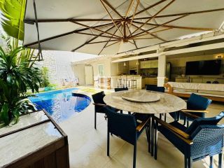 Cond. Brisas Marinhas - Alto luxo - Porteira fechada