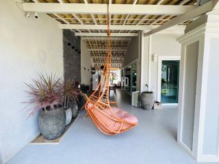 Cond. Brisas Marinhas - Alto luxo - Porteira fechada