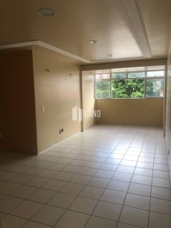 Apartamento para vender, com 02 quartos sendo 1 suíte com closet, banheiro social, móveis fixos projetados, varanda integrada com a sala, 1 vaga de garagem, salão de festas, 93m2 - R$ 420.000 - Bairro: Varjota - Fortaleza/CE