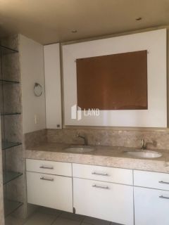 Apartamento para vender, com 02 quartos sendo 1 suíte com closet, banheiro social, móveis fixos projetados, varanda integrada com a sala, 1 vaga de garagem, salão de festas, 93m2 - R$ 420.000 - Bairro: Varjota - Fortaleza/CE