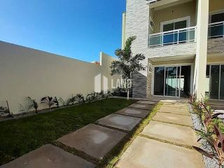 Casa DUPLEX a Venda, com 3 suítes, sendo 1 reversível, 3 vagas e MOBILIADA no Eusébio.