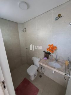 Casa DUPLEX a Venda, com 3 suítes, sendo 1 reversível, 3 vagas e MOBILIADA no Eusébio.