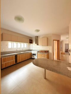 Casa Para Vender com 3 quartos 1 suítes no bairro São Benedito em Timon