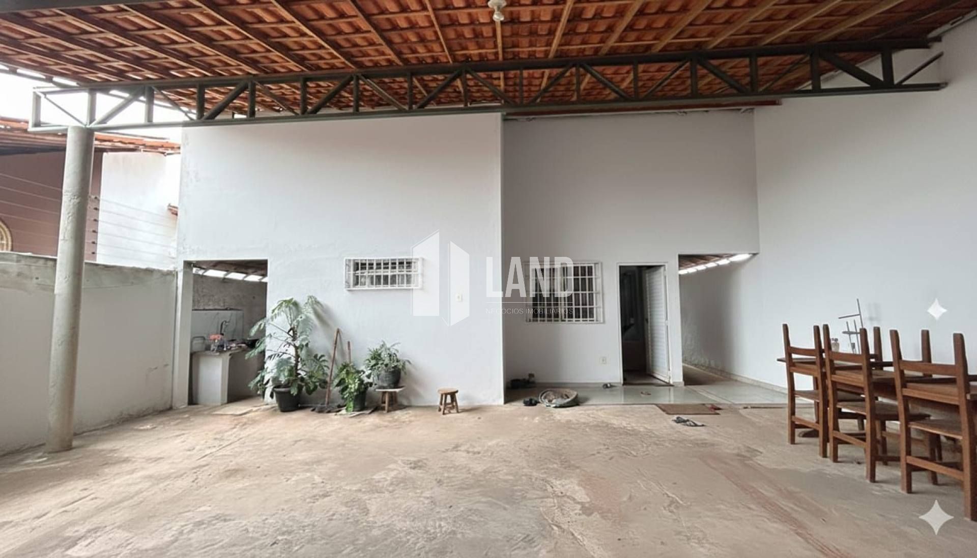 Casa Para Vender com 3 quartos 1 suítes no bairro Joia  em Timon