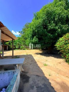 Lote / Terreno de Bairro Para Vender no bairro Morros em Teresina