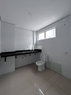 Cobertura com 3 suítes no bairro Joquei em Teresina