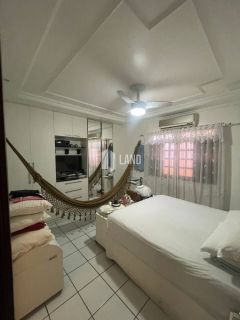 Casa Plana com 3 Quartos, Sendo 1 suíte - PARANGABA/MONTESE - R$600.000,00