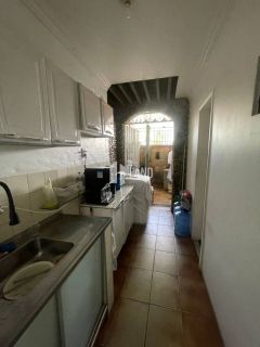 Casa Plana com 3 Quartos, Sendo 1 suíte - PARANGABA/MONTESE - R$600.000,00