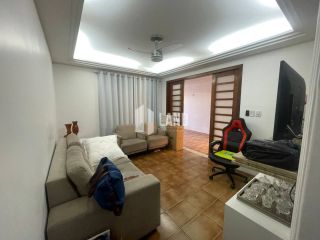 Casa Plana com 3 Quartos, Sendo 1 suíte - PARANGABA/MONTESE - R$600.000,00