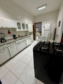 Sítio Para Vender com 3 suítes na Usina Santana