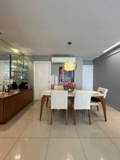 Apartamento Para Vender com 3 suítes no bairro Fátima em Teresina