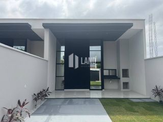 Casa Para Vender com 3 quartos 3 suítes no bairro Sapiranga em Fortaleza