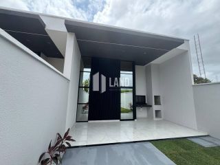 Casa Para Vender com 3 quartos 3 suítes no bairro Sapiranga em Fortaleza