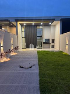 Casa Para Vender com 3 quartos 3 suítes no bairro Sapiranga em Fortaleza