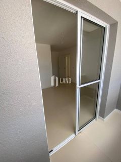 Casa Para Vender com 3 quartos 3 suítes no bairro Coite em Eusébio