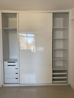 APARTAMENTO PARA VENDER, COM 05 QUARTOS SENDO 1 SUÍTE COM CLOSET, BANHEIRO SOCIAL, MÓVEIS FIXOS PROJETADOS, VARANDA INTEGRADA COM A SALA, 2 VAGAS DE GARAGEM, 134M2 - R$ 570.000 - BAIRRO: ALDEOTA - FORTALEZA/CE