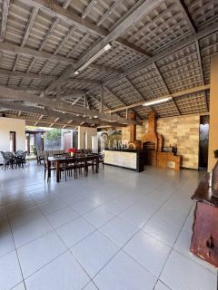 Casa Com 6 Suítes, Deck Com Churrasqueira e Piscina, Próximo da CE-040 - R$2.500.000,00