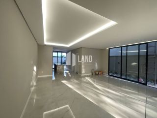 Casa Duplex em condomínio fechado com 4 suítes, 2 vagas de garagem, lazer, 233 m² por R$ 1.900.000,00 - Maraponga - Fortaleza/CE