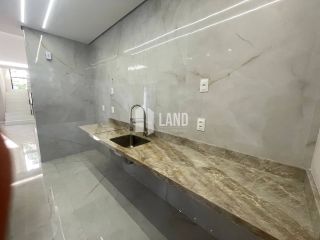 Casa Duplex em condomínio fechado com 4 suítes, 2 vagas de garagem, lazer, 233 m² por R$ 1.900.000,00 - Maraponga - Fortaleza/CE