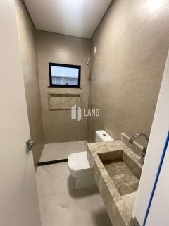 Casa Duplex em condomínio fechado com 4 suítes, 2 vagas de garagem, lazer, 233 m² por R$ 1.900.000,00 - Maraponga - Fortaleza/CE