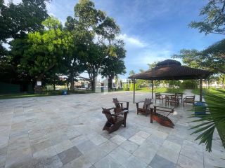 Casa Duplex em condomínio fechado com 4 suítes, 2 vagas de garagem, lazer, 233 m² por R$ 1.900.000,00 - Maraponga - Fortaleza/CE