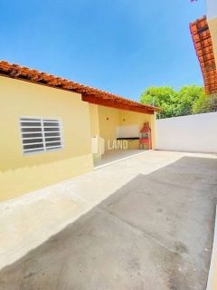 Casa para vender com 3 quartos 2 suítes Parque Piauí II
