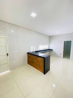 Casa para vender com 3 quartos 2 suítes Parque Piauí II