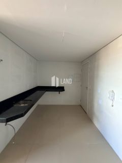 Excelente apartamento no Palazzo Monticello | Jockey Clube | Alto Padrão