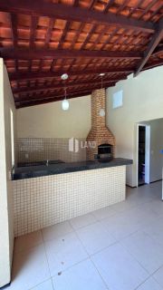 Casa para vender com 4 quartos 2 suítes no bairro Satélite em Teresina