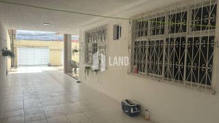 Casa Plana a Venda com 4 quartos 3 suítes 6 Vagas de garagem no Jardim das Oliveiras em Fortaleza