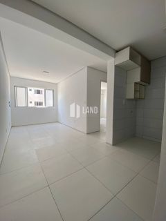 Apartamento com 3 quartos, sendo 1 suíte no bairro Uruguai em Teresina