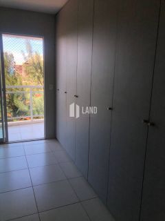 APARTAMENTO MOBILIADO PARA ALUGAR NO PORTO DAS DUNAS COM  2 QUARTOS (1 SUÍTE), 2 BANHEIROS, 2 VAGAS DE GARAGEM, LAZER COM PISCINA, SAUNA, PLAYGROUND E SALÃO DE FESTAS - 82M² - R$ 4.900 (MÊS) - PRÓXIMO AO BEACH PARK - PORTO DAS DUNAS - AQUIRAZ/CE
