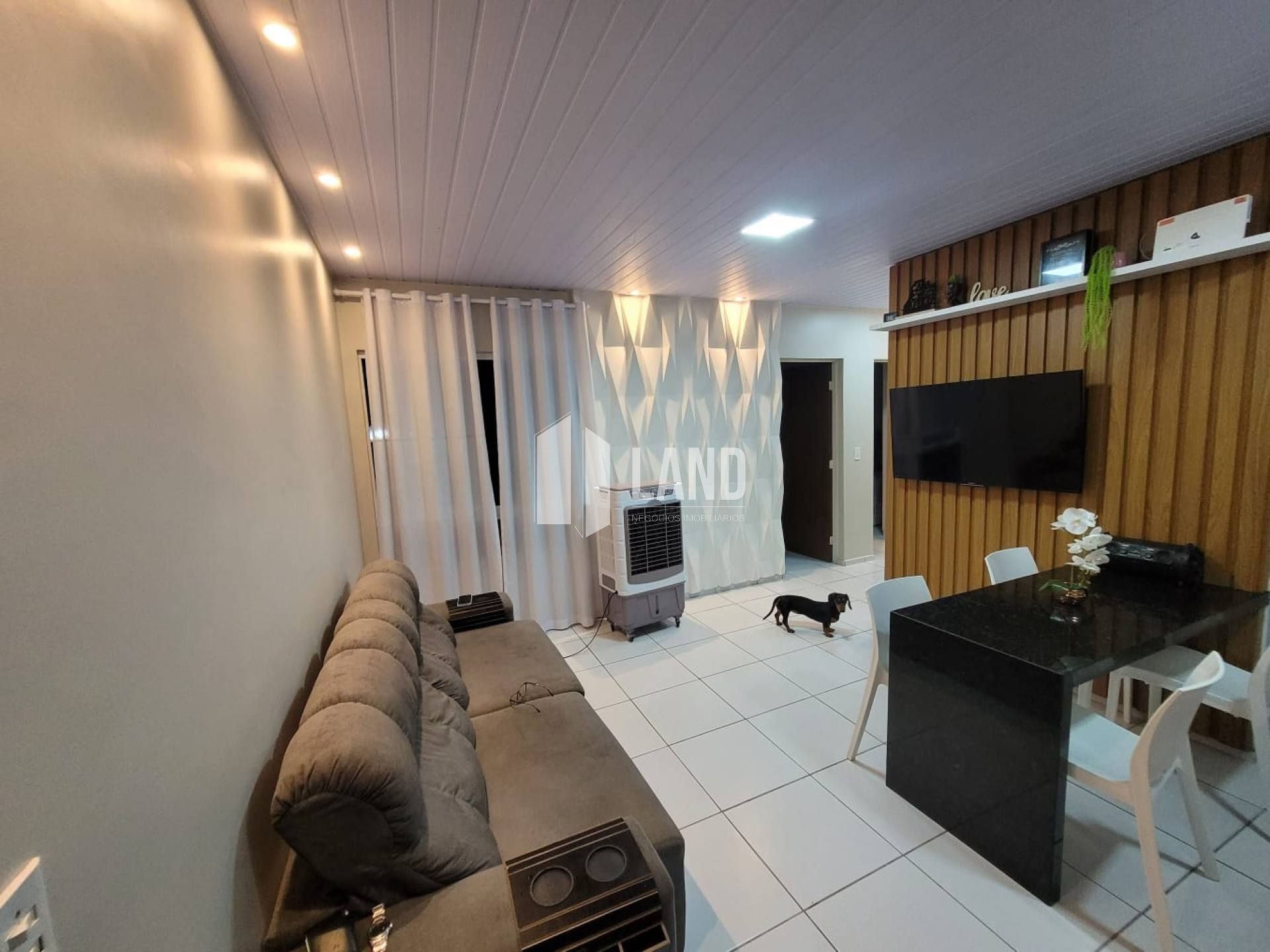 Apartamento com móveis planejados e 2 quartos no bairro Vale Quem Tem