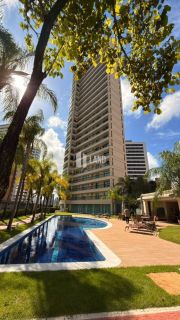 APARTAMENTO DE ALTO PADRÃO A VENDA NO BAIRRO COCÓ - POR R$ 3.790.000,00
