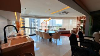 APARTAMENTO DE ALTO PADRÃO A VENDA NO BAIRRO COCÓ - POR R$ 3.790.000,00