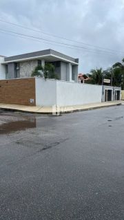 CASA DUPLEX DE ESQUINA NOVA C/4 SUÍTES E 4 VAGAS DE GARAGEM NO EDSON QUEIRÓZ